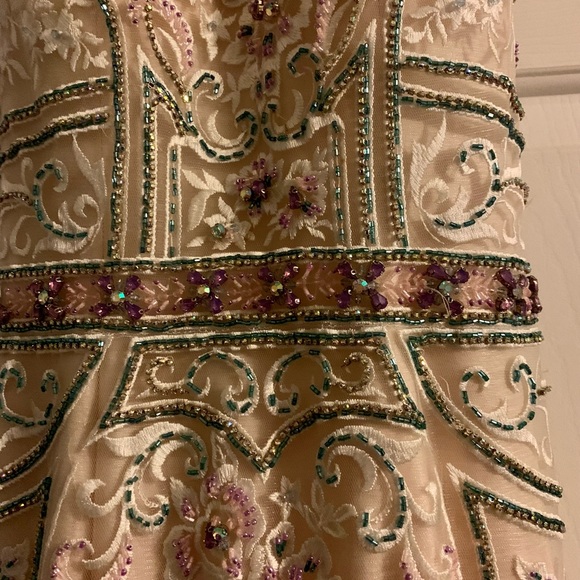 Ellie Wilde Size 2 Gorgeous Beaded Prom Gown - Picture 10 of 12